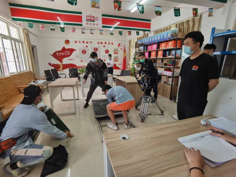柳州广告片拍摄公司：极简主义践行者，少即是多的视觉哲学